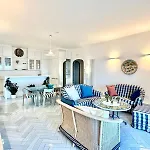 Dimora Collection - - Boutique Luxury With Direct Sea View And Access Lejlighed