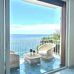 Dimora Collection - - Boutique Luxury With Direct Sea View And Access Lejlighed